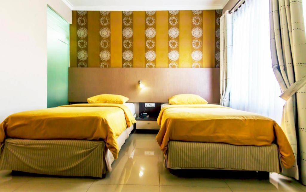 בנדונג Andelir Hotel מראה חיצוני תמונה
